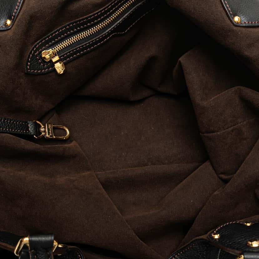 Louis Vuitton Monogram Mahina L Black Leather Good condition - Model View