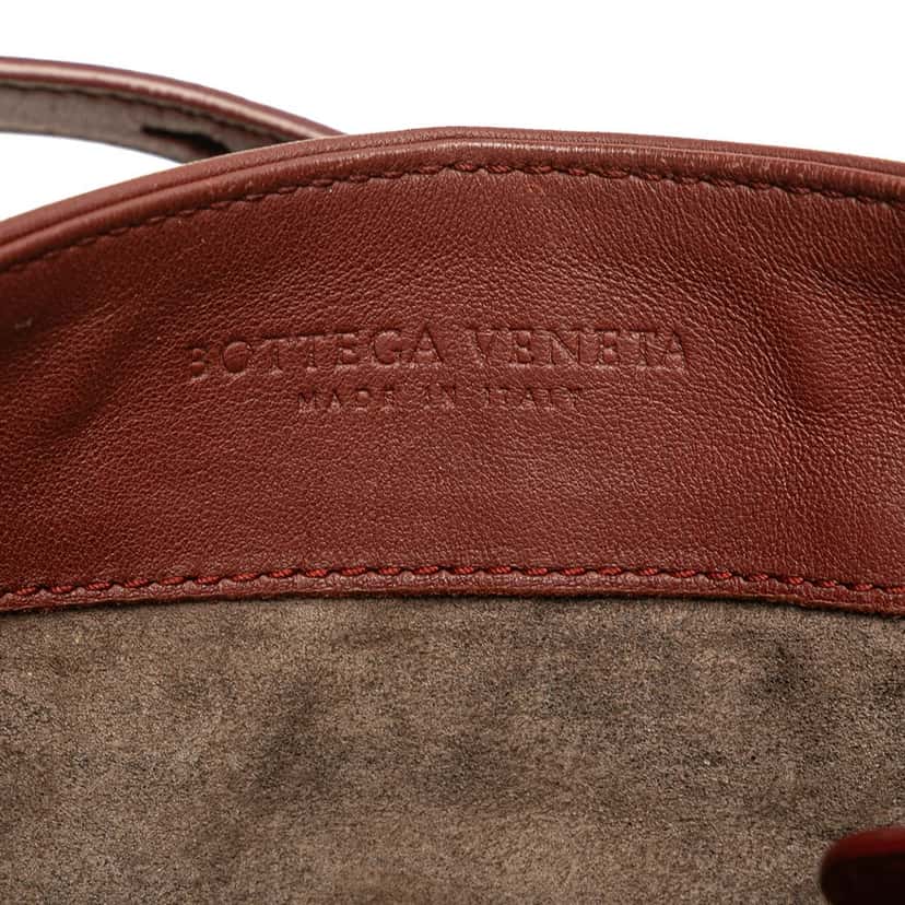 Bottega Veneta Nappa Intrecciato Flap Crossbody Red Leather Very good condition - Box View