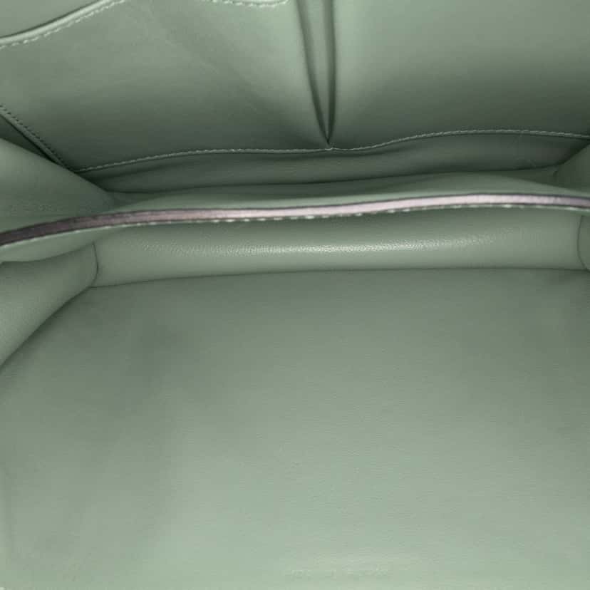 Celine Medium Calfskin Classic Box Green Leather Good condition - Model View