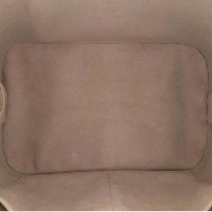 Louis Vuitton Epi Alma PM White Leather Good condition - Model View