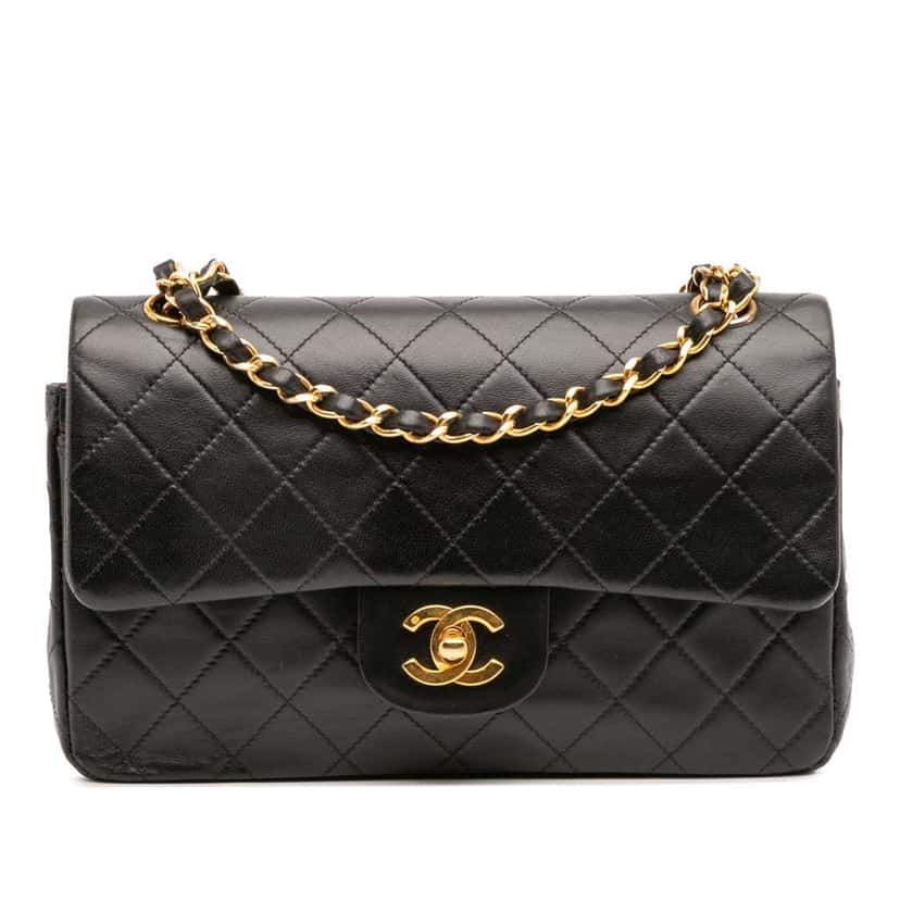 Chanel Small Classic Lambskin Double Flap Black Leather Good condition - Front View