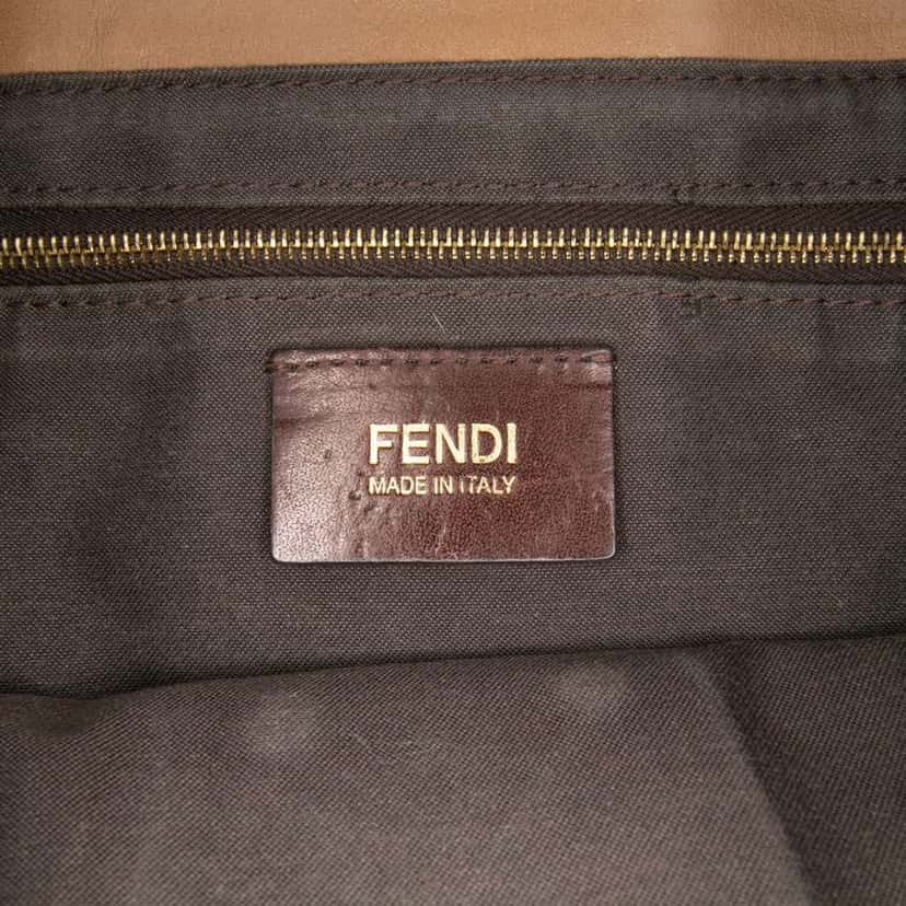 Fendi Leather Baguette Chain Flap Brown Leather Good condition - Box View