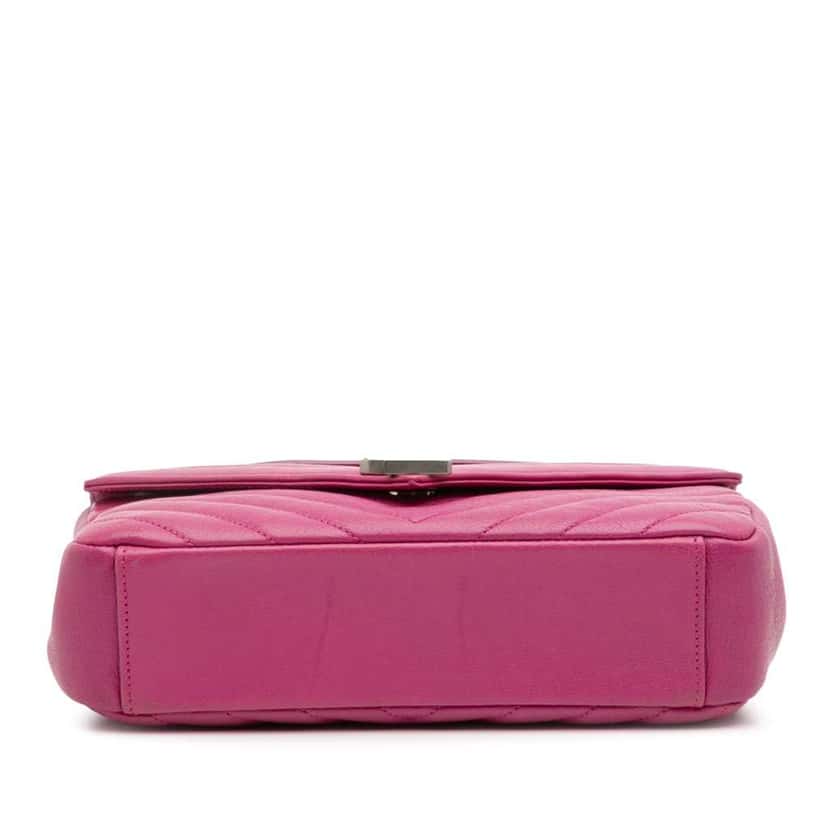Saint Laurent Medium Chevron Sheepskin Monogram Chain Bag Pink Leather Good condition - Inside View