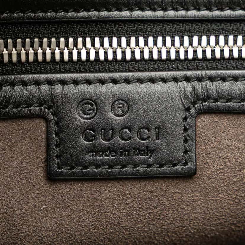 Gucci Guccissima Crossbody Black Leather Good condition - Box View