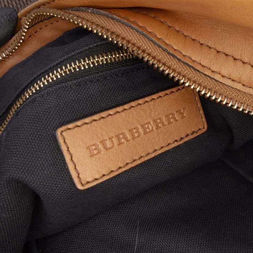 Burberry House Check Canvas Ashwood Hobo Brown Canvas Good condition - Box View