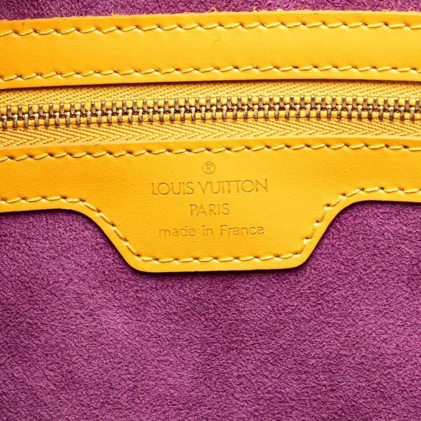 Louis Vuitton Epi Lussac Yellow Leather Good condition - Box View