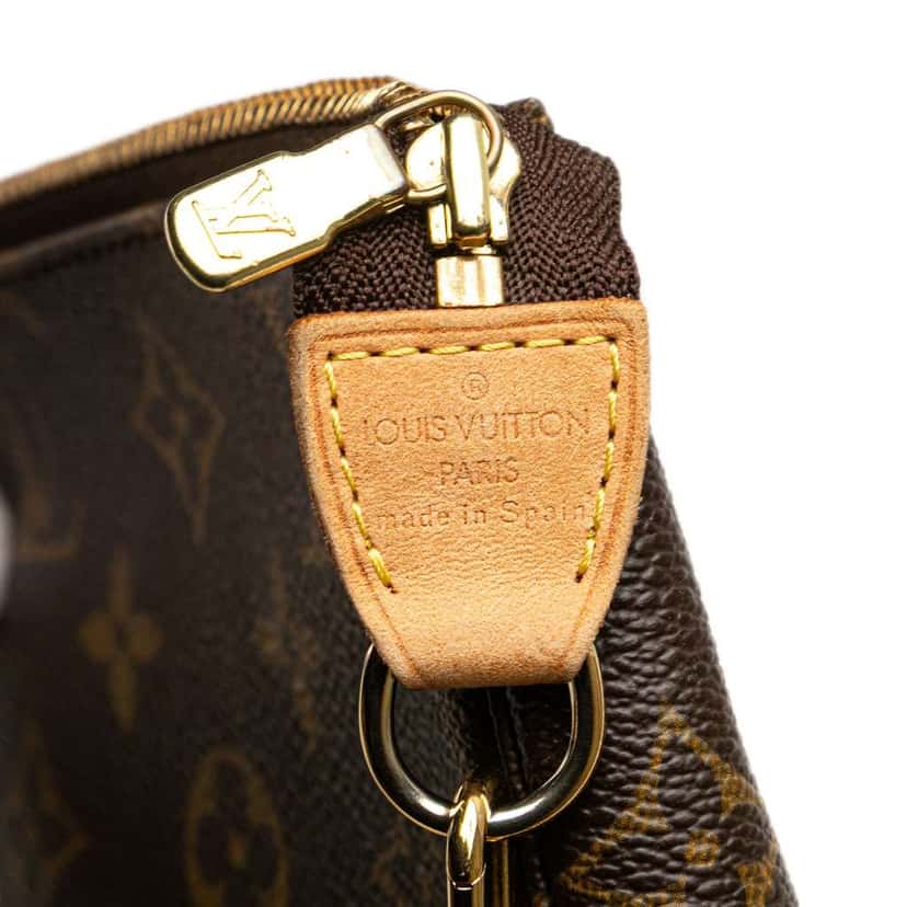 Louis Vuitton Monogram Pochette Accessoires Brown Canvas Good condition - Box View