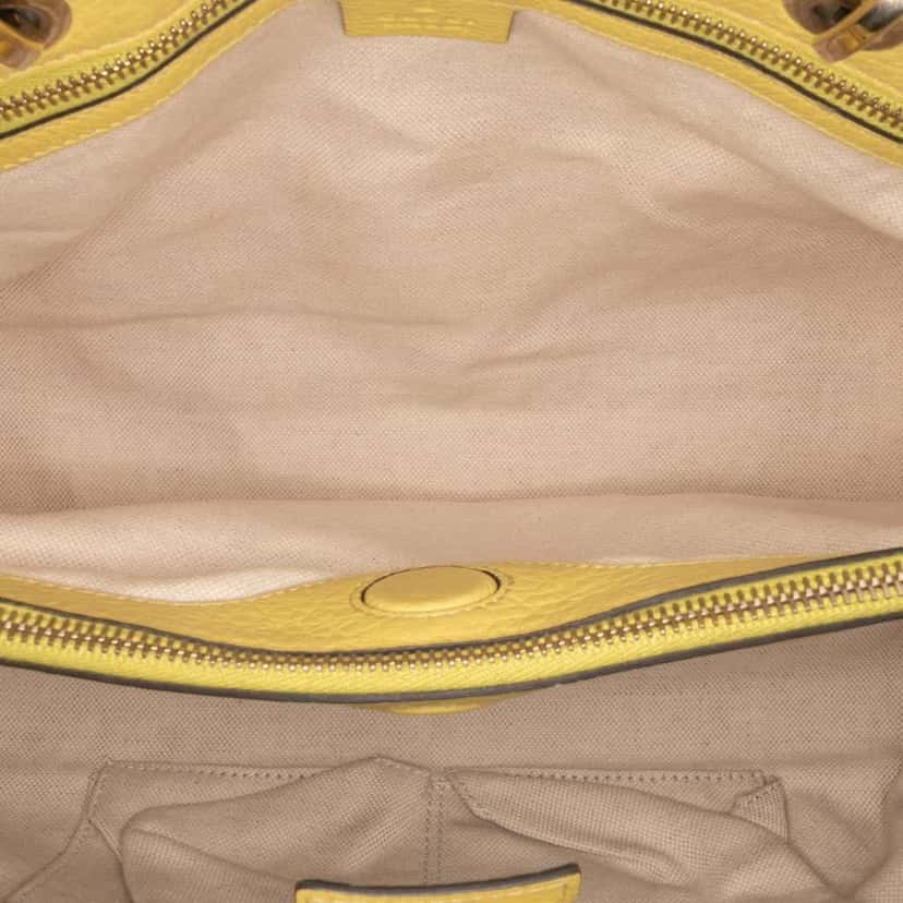 Gucci Medium Calfskin Bamboo Shopper Satchel Yellow Leather Good condition - Model View