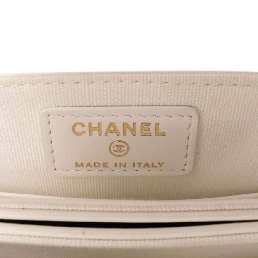 Chanel Quilted Shiny Lambskin Flap with Chain White Leather Good condition - Box View