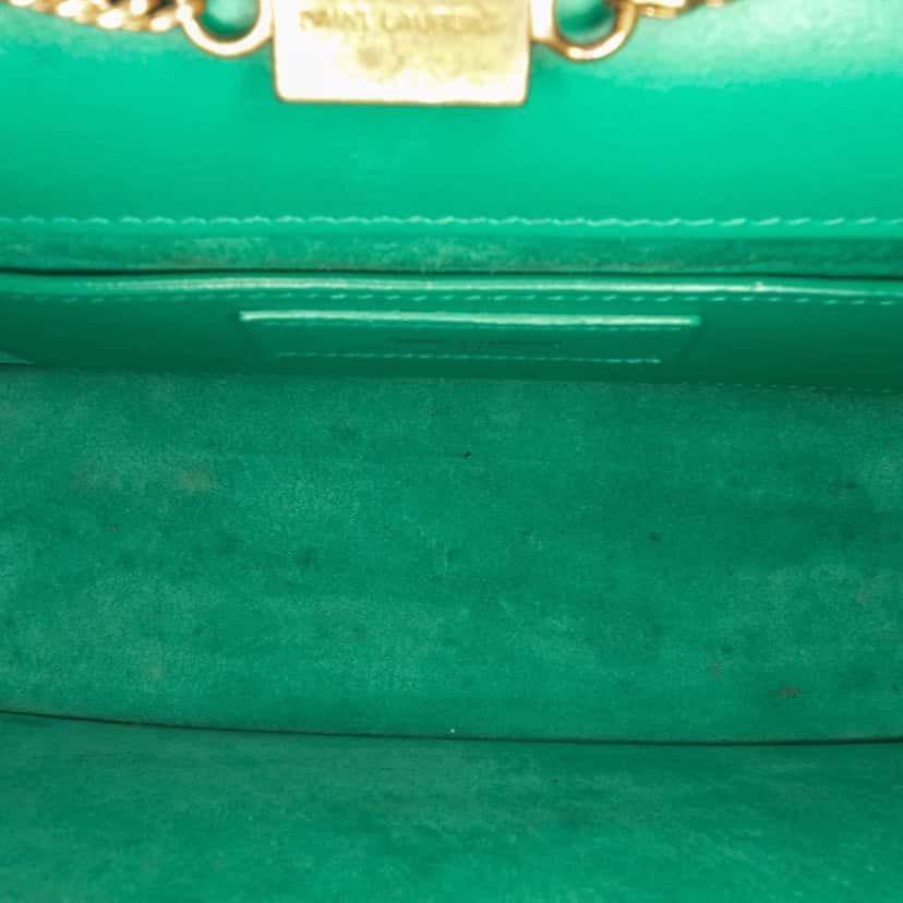 Saint Laurent Small Leather Betty Crossbody Green Leather Good condition - Model View