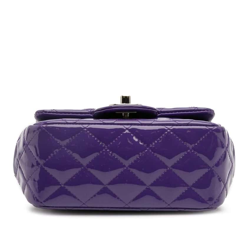 Chanel Mini Square Classic Patent Single Flap Purple Leather Good condition - Inside View
