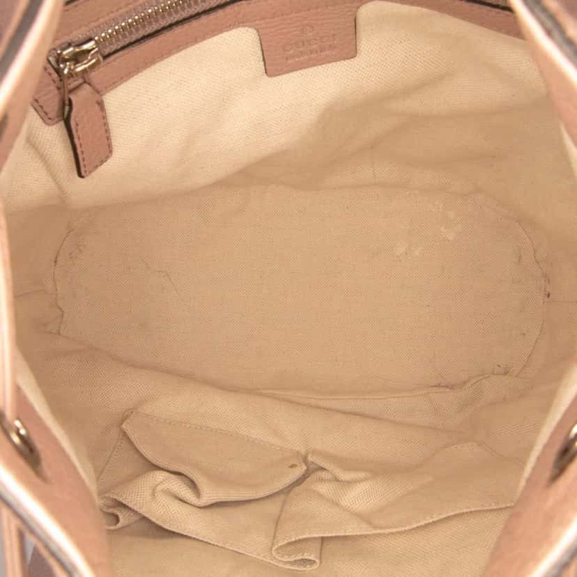 Gucci Small Pebbled Calfskin Soho Drawstring Backpack Brown Leather Good condition - Model View