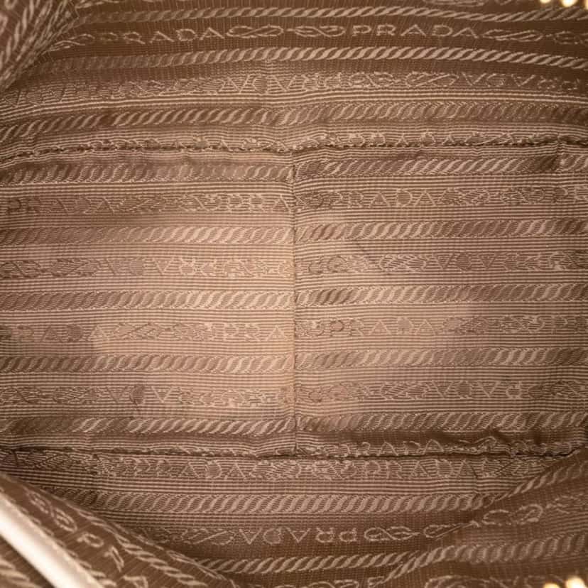 Prada Canvas Canapa Logo Crossbody Brown Canvas Good condition - Model View