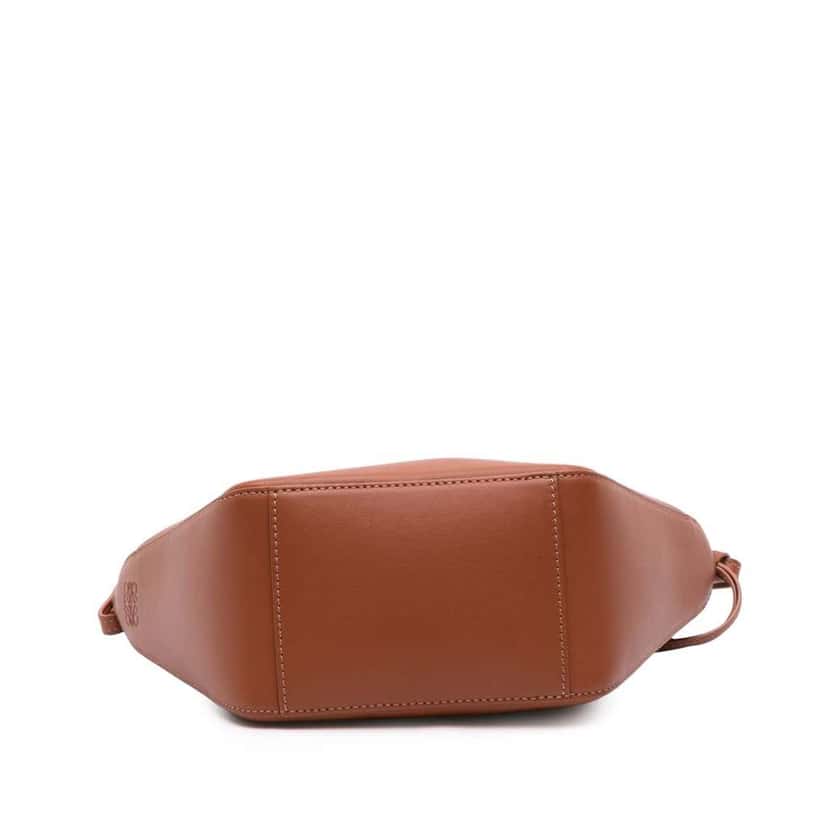 Loewe Mini Leather Hammock Hobo Brown Leather Good condition - Inside View