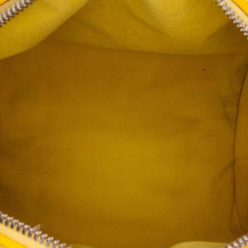 Louis Vuitton Monogram Denim Pochette Round Brown Denim Good condition - Model View