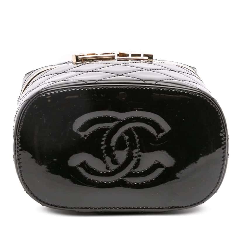 Chanel Quilted Patent Logo Chain Vanity Case Black Leather Very good condition - Inside View