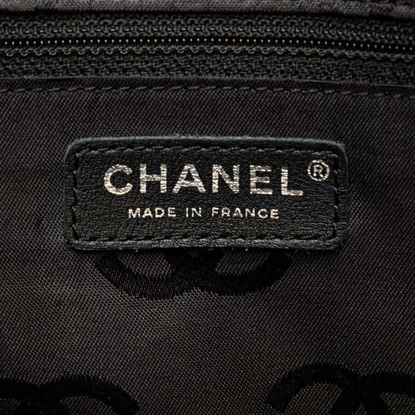 Chanel Large Quilted Lambskin Cambon Ligne Tote Brown Leather Good condition - Box View