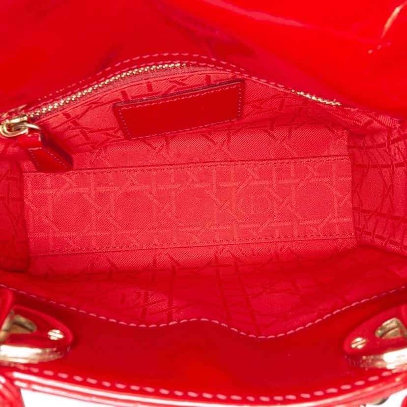 Dior Mini Patent Cannage Lady Dior Red Leather Good condition - Model View