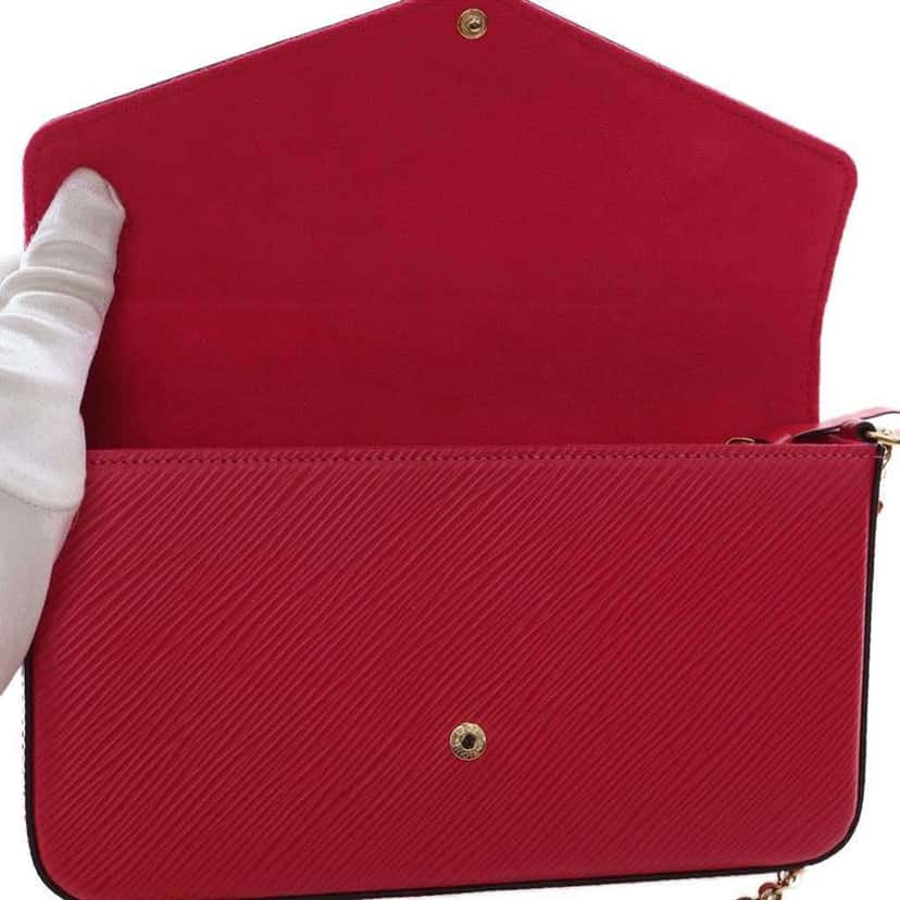 Louis Vuitton Epi Pochette Felicie Patchwork Pink Leather Good condition - Model View