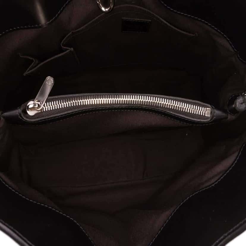 Louis Vuitton Epi Passy PM Black Leather Good condition - Model View
