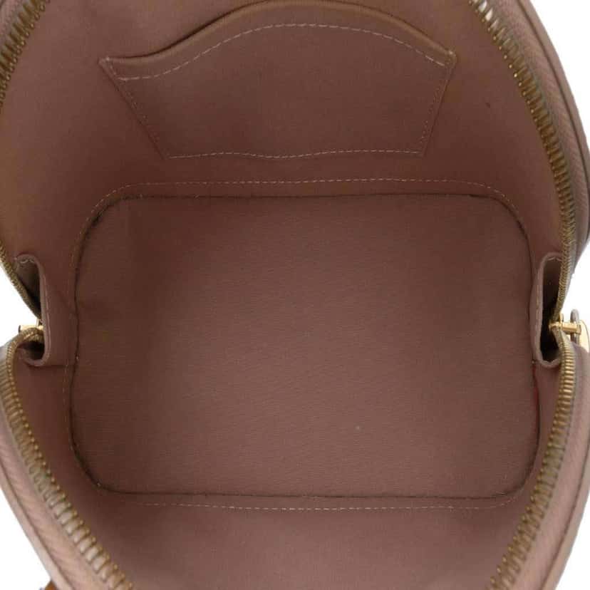Louis Vuitton Monogram Vernis Alma BB Gold Leather Good condition - Model View