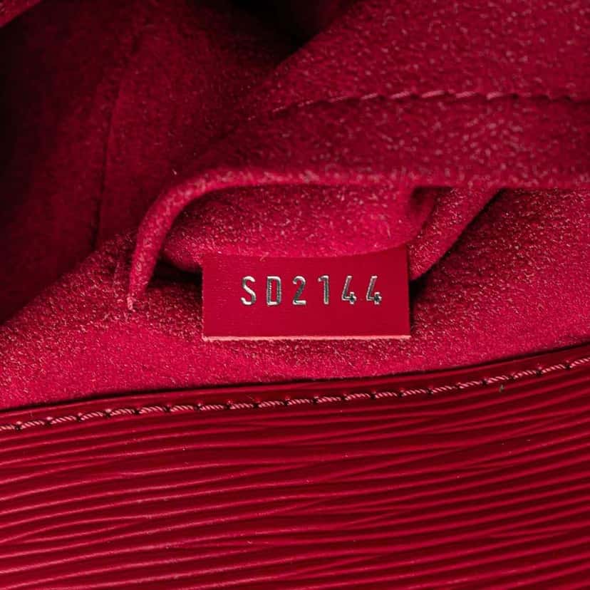 Louis Vuitton Epi Marly MM Pink Leather Good condition - Box View