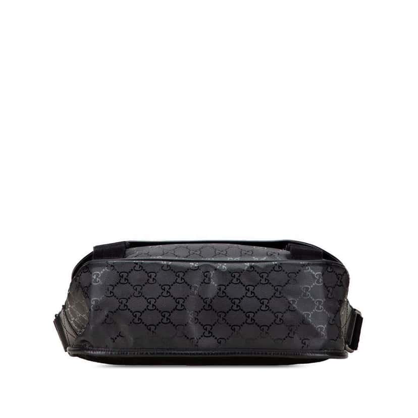 Gucci GG Imprime Crossbody Black Canvas Good condition - Inside View