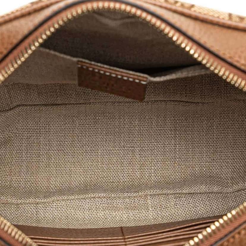 Gucci GG Canvas Bree Crossbody Brown Canvas Good condition - Model View