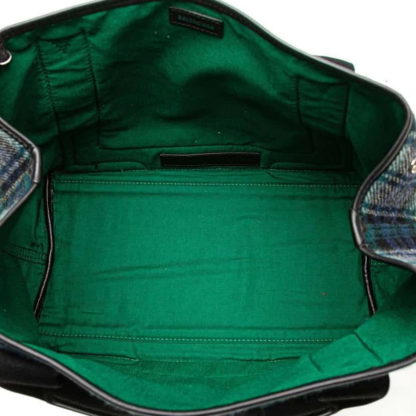 Balenciaga Plaid Wool Navy Cabas S Green Wool Good condition - Model View