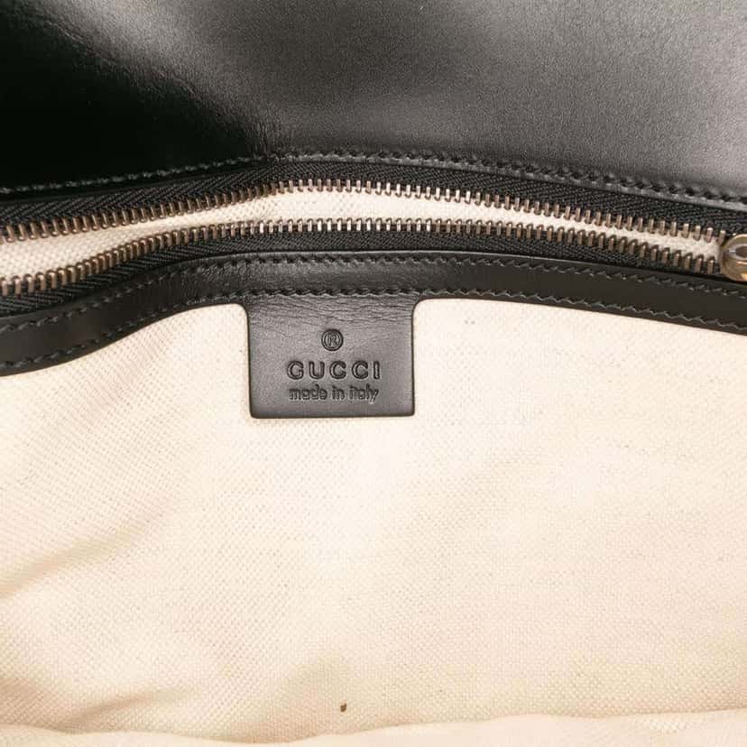 Gucci Medium GG Marmont Leather Chain Flap Black Leather Good condition - Box View