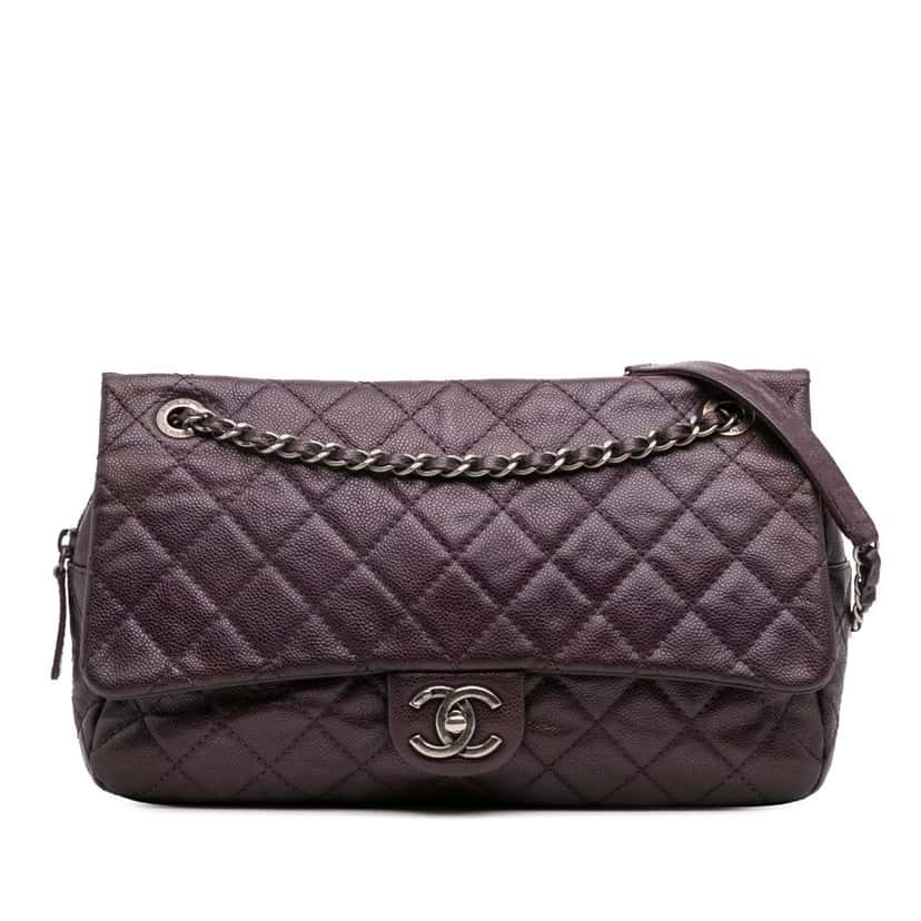 Chanel Jumbo Quilted Iridescent Caviar Easy Flap Purple Leather Good condition - Front View
