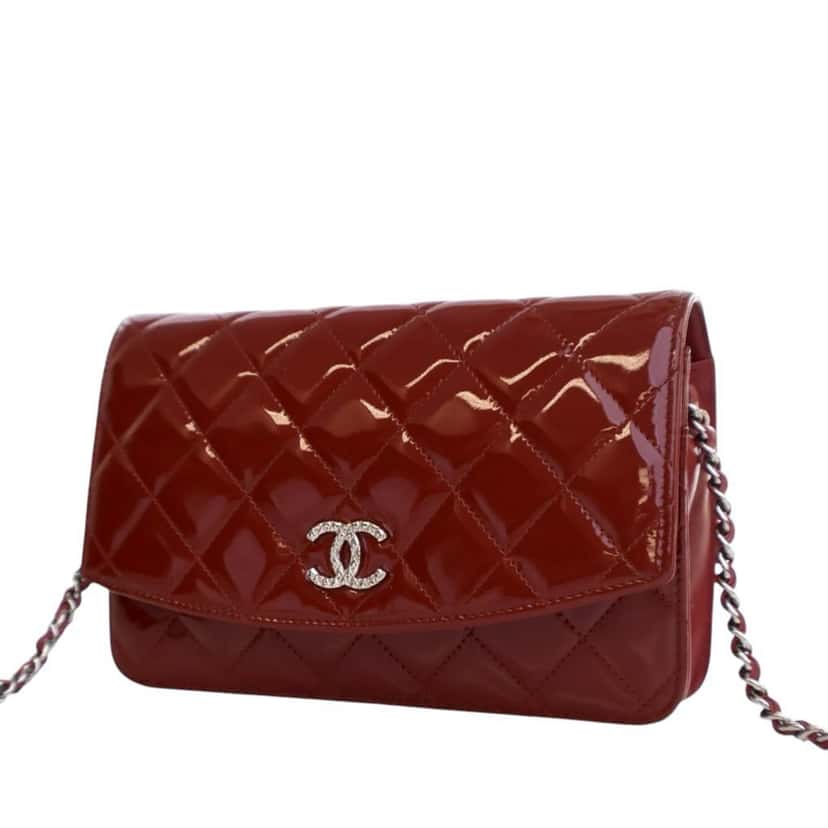Chanel Quilted Patent Brilliant Wallet On Chain Red Leather Good condition - Inside View
