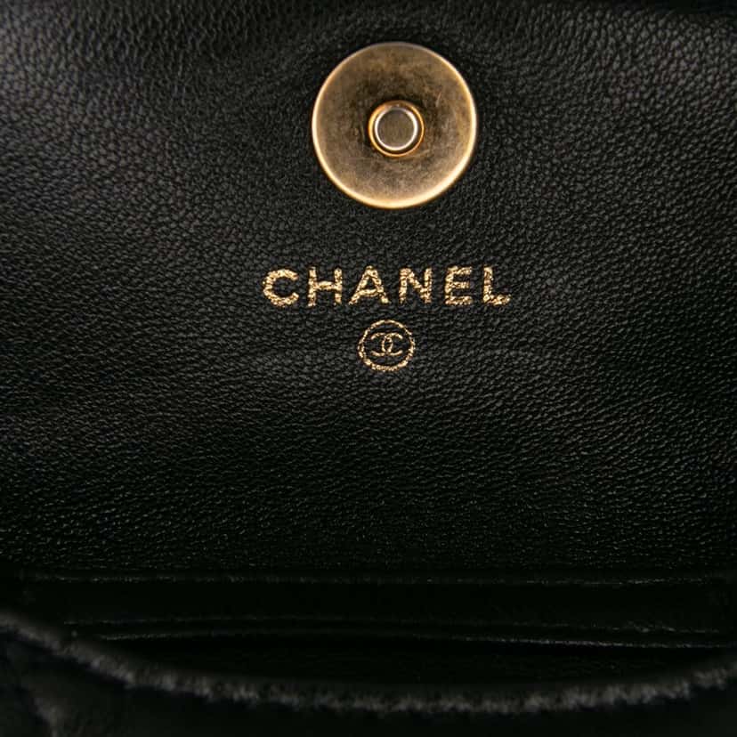 Chanel Lambskin 19 Flap Coin Purse With Chain Black Leather Good condition - Box View