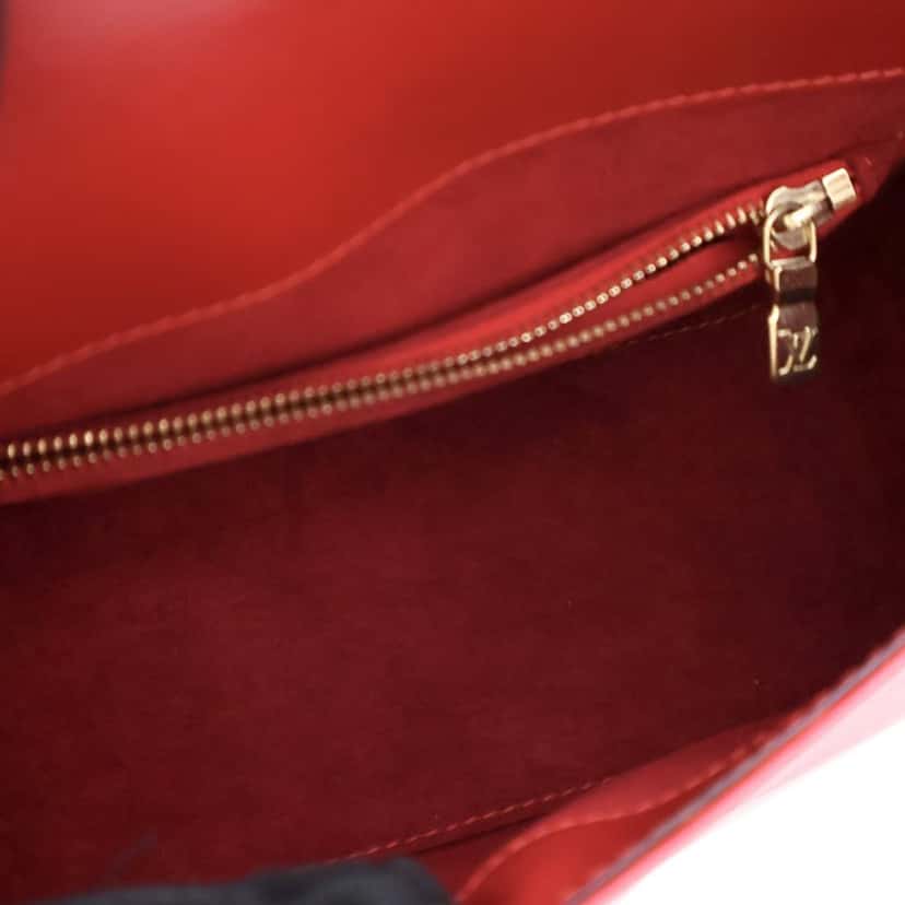 Louis Vuitton Epi Buci Red Leather Good condition - Box View