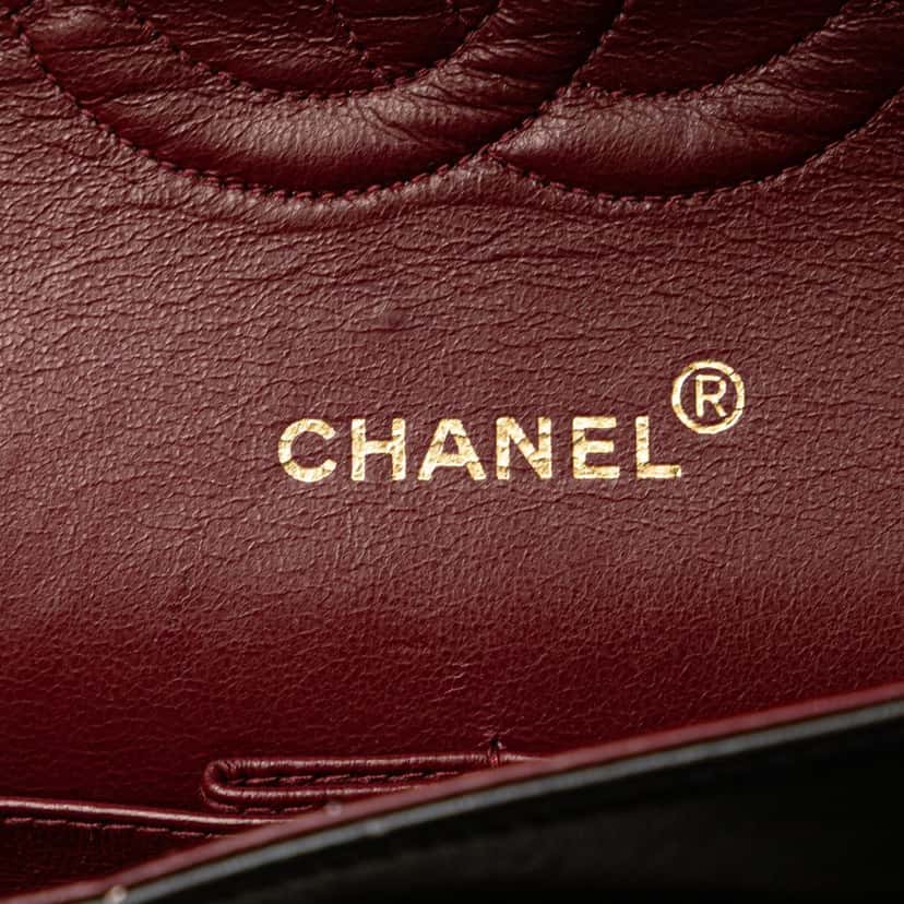 Chanel Medium Classic Lambskin Double Flap Black Leather Good condition - Box View