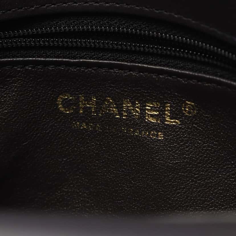 Chanel Small Quilted Tweed CC Chic Double Flap Grey Tweed Good condition - Box View