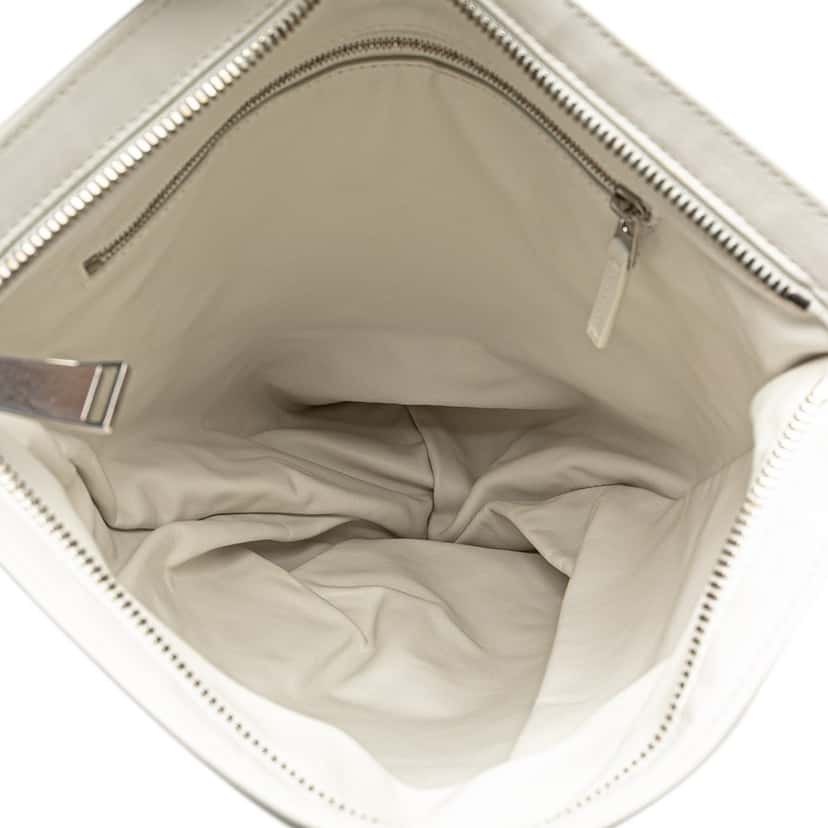 Bottega Veneta Nappa BV Twist Handbag White Leather Good condition - Model View