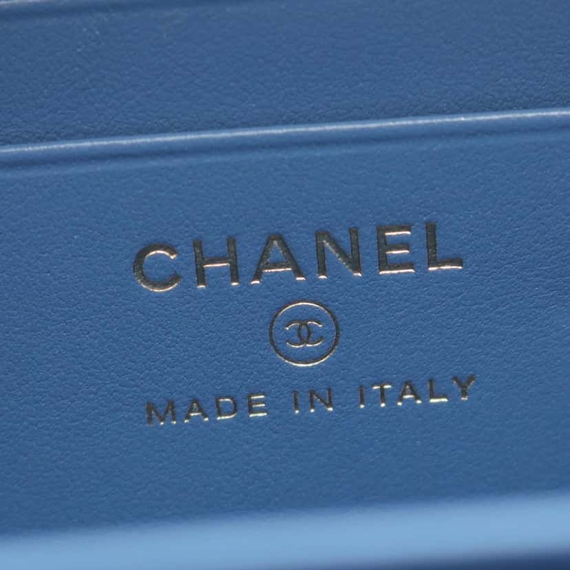 Chanel Quilted Denim Pearl Crush Camera Bag Blue Denim Good condition - Model View