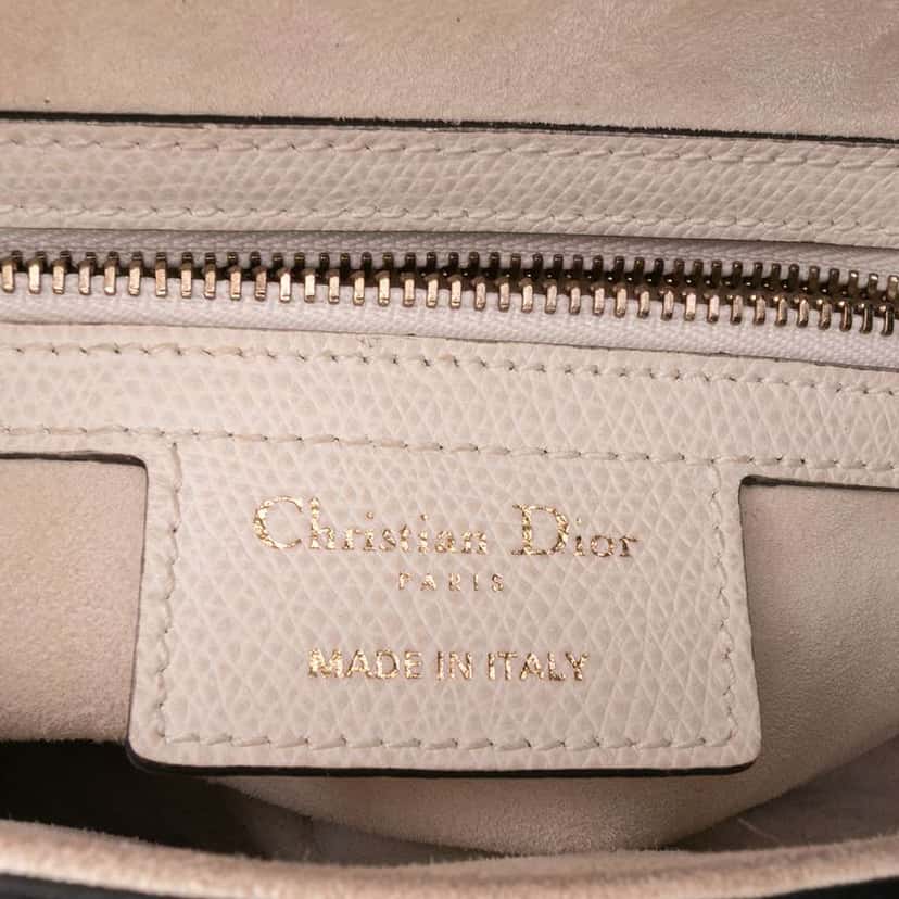 Dior Grained Calfskin Saddle Bag White Leather Good condition - Box View