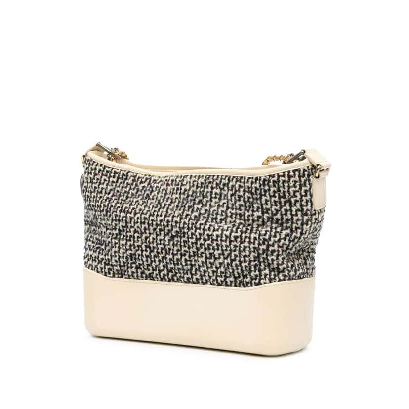 Chanel Medium Tweed and Lambskin Gabrielle Crossbody Blue Tweed Very good condition - Back View