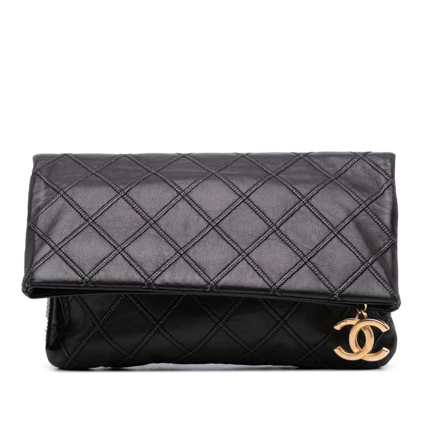 Chanel Quilted Lambskin Leather Clutch Black Leather Good condition - Front View