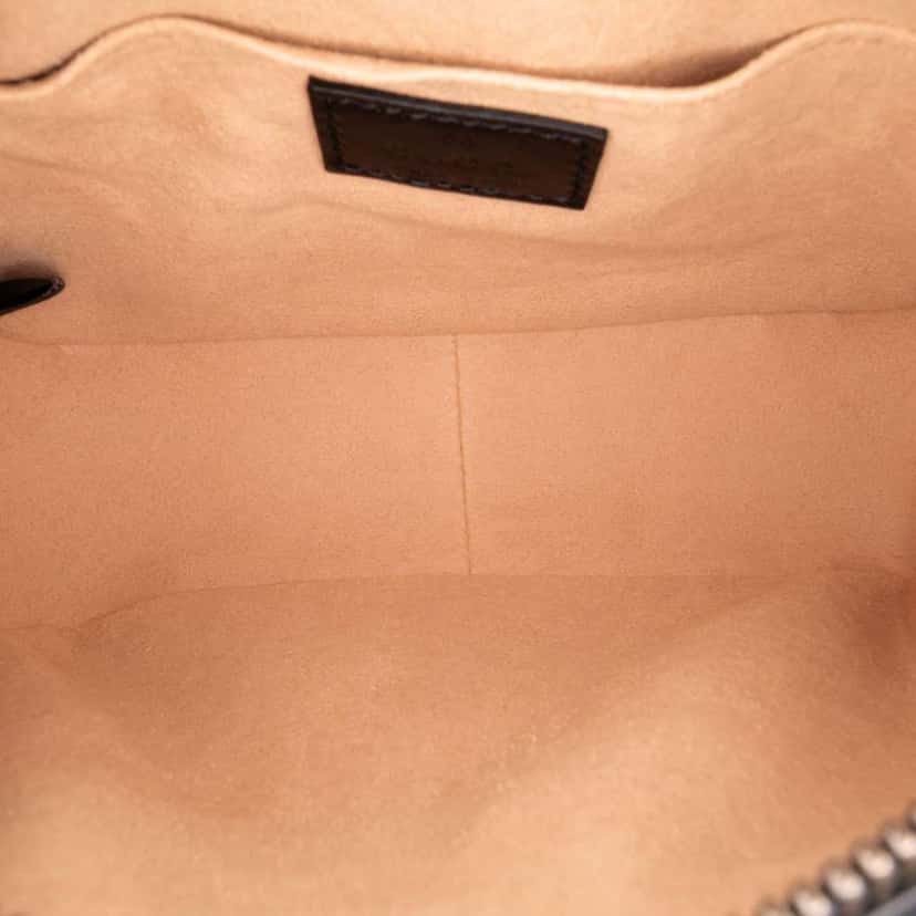 Gucci Mini GG Marmont Matelasse Leather Crossbody Black Leather Very good condition - Model View