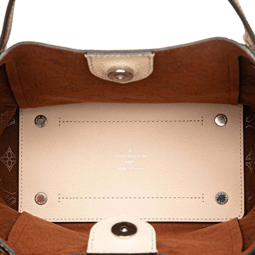 Louis Vuitton Monogram Mahina Hina PM Brown Leather Good condition - Model View