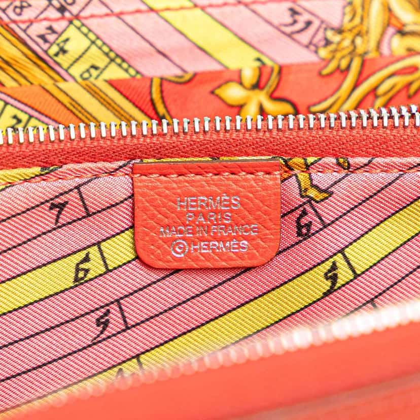 Hermès Epsom Silk in Clasique Long Wallet Pink Leather Good condition - Box View