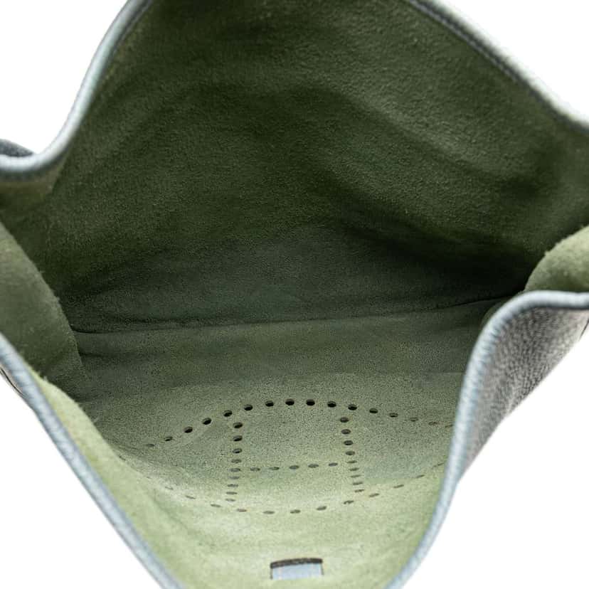 Hermès Clemence Evelyne III 33 Blue Leather Good condition - Model View