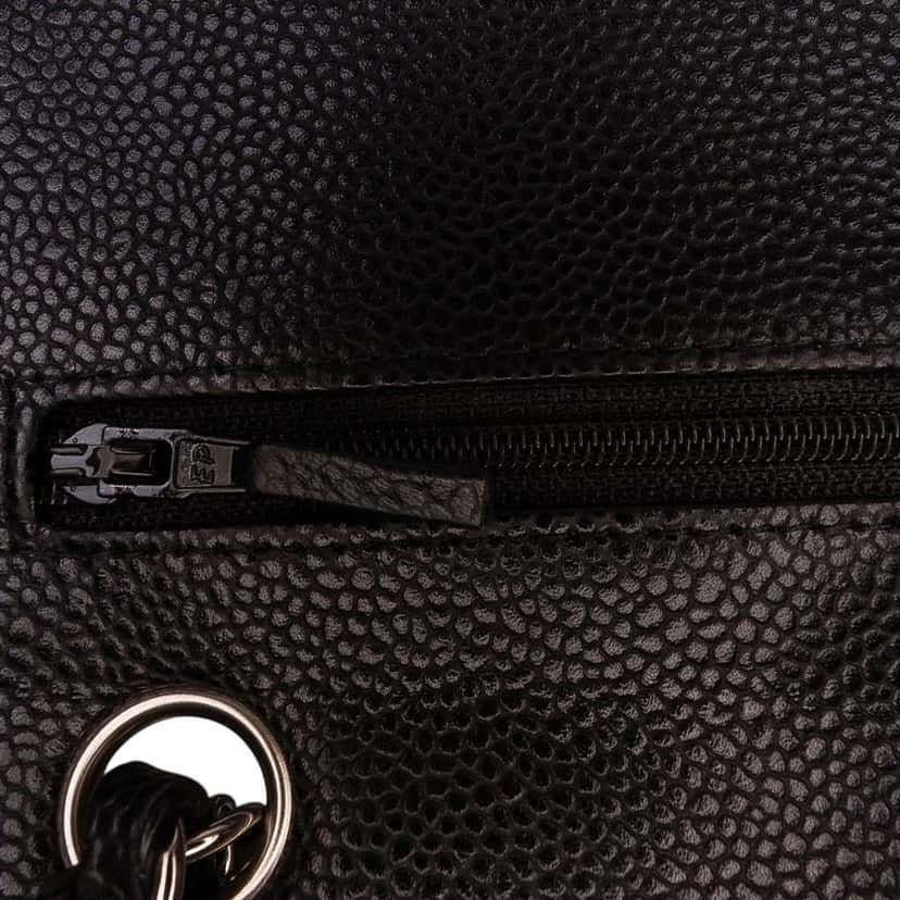 Chanel Medium Classic Caviar Double Flap Black Leather Good condition - Box View