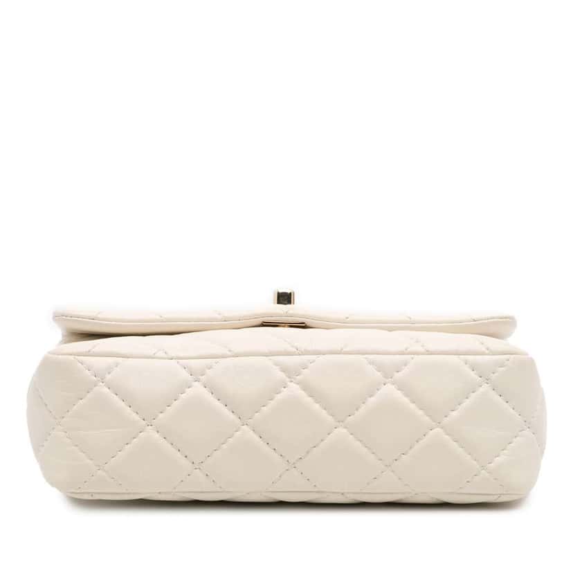 Chanel Small Mix Quilted Aged Calfskin New Clutch Flap White Leather Good condition - Inside View