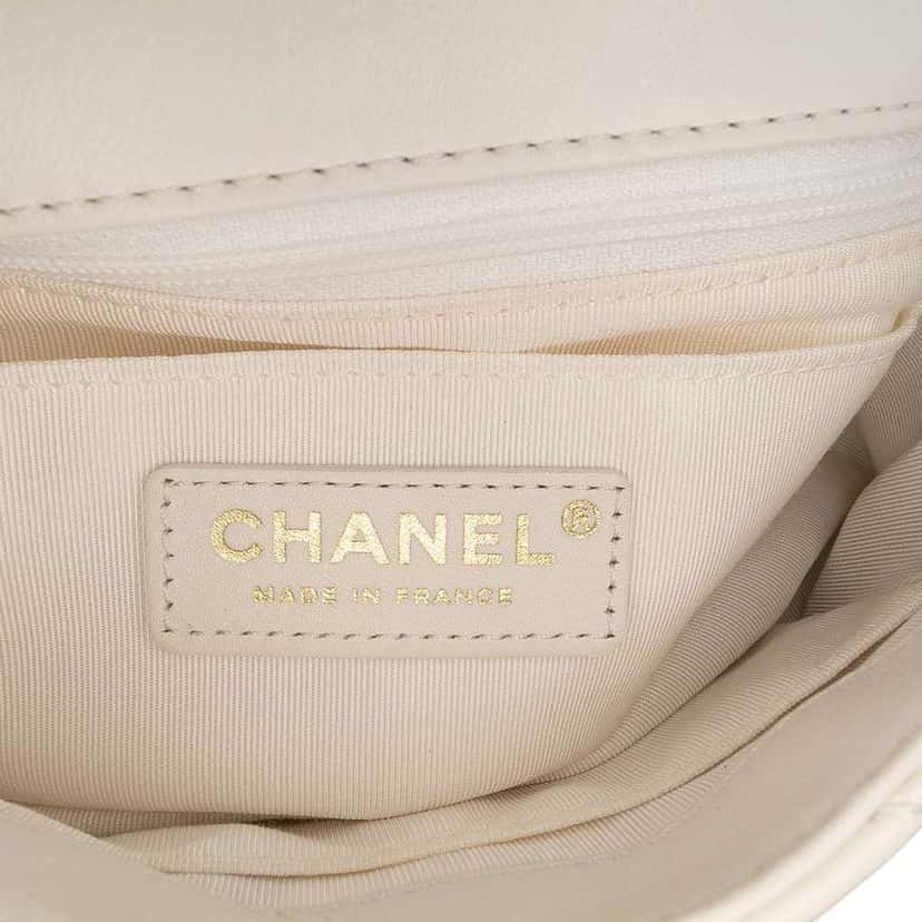 Chanel Small Mix Quilted Aged Calfskin New Clutch Flap White Leather Good condition - Box View