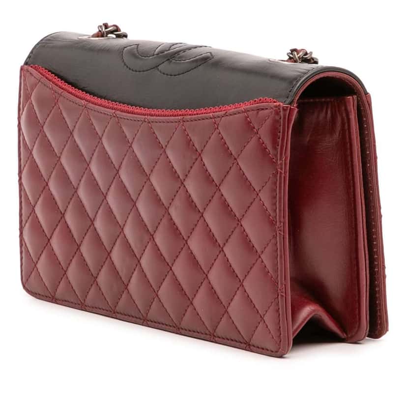 Chanel Small Quilted Lambskin Ballerine Flap Bag Red Leather Good condition - Back View