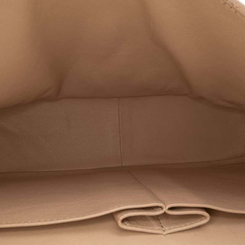 Chanel Jumbo Classic Caviar Double Flap Brown Leather Good condition - Model View